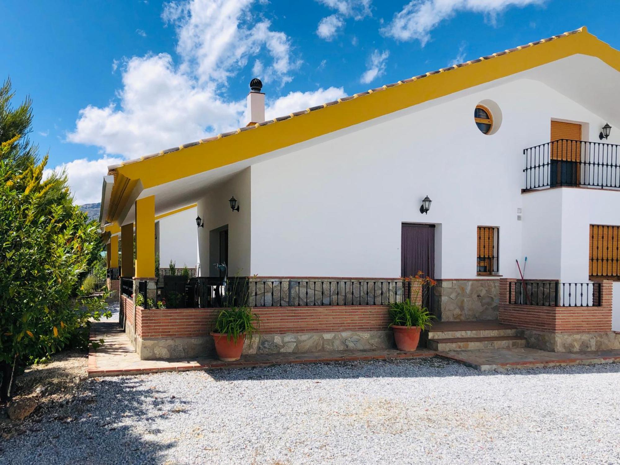 Alojamiento Rural Sierra De 卡斯特里尔 外观 照片